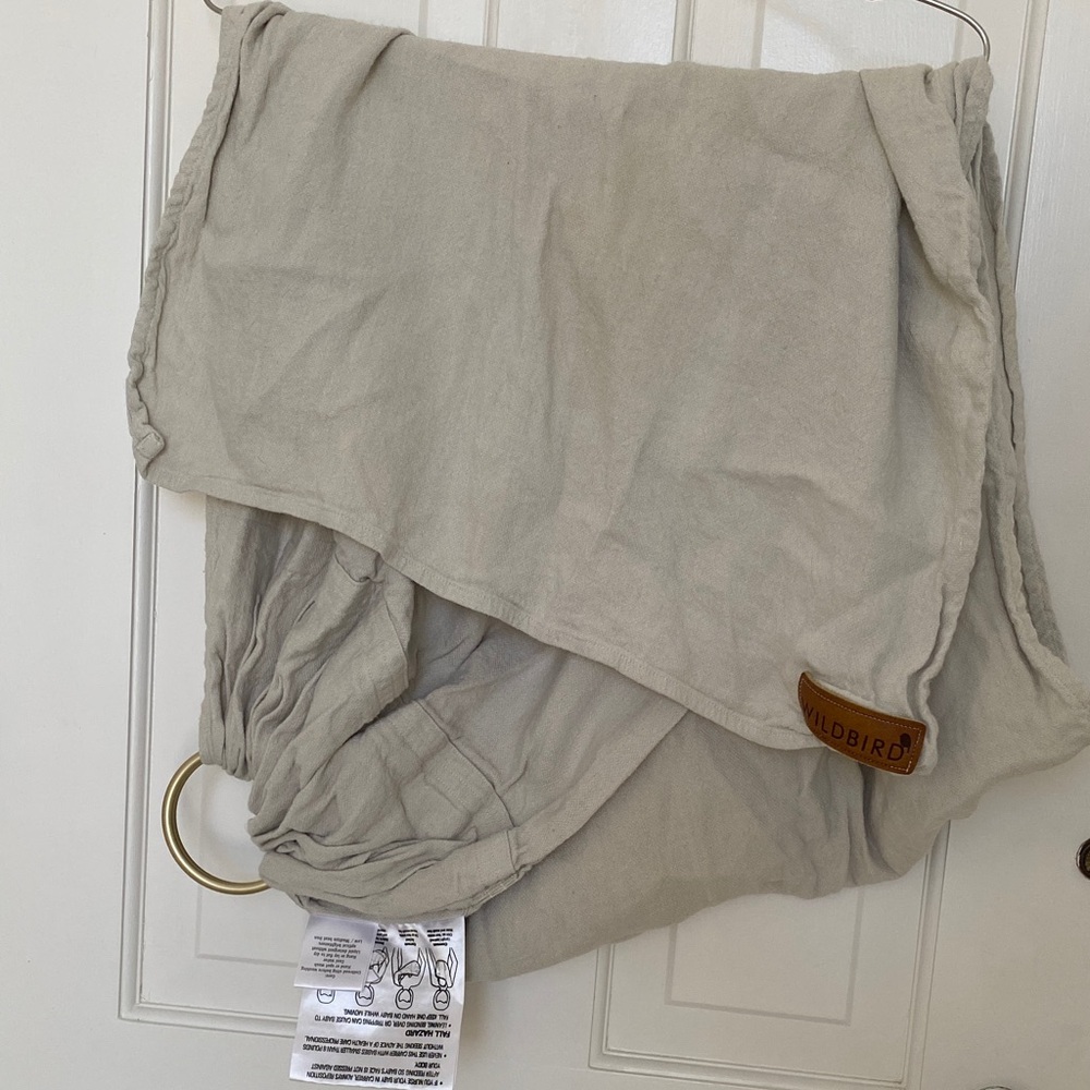 WildBird Sling in Soft Beige with Gold Rings